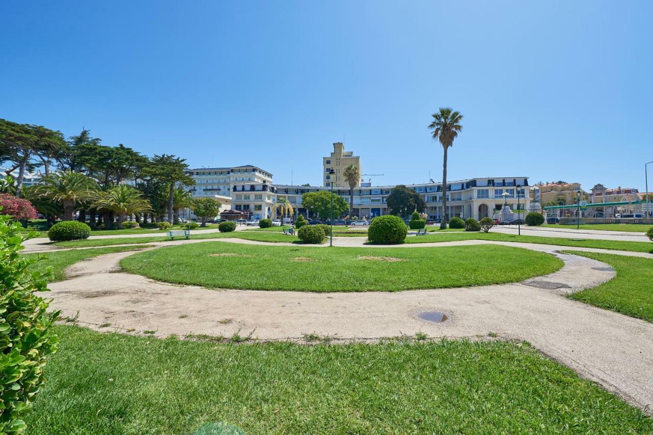 Beachfront Cascais,Estoril Apartment Экстерьер фото